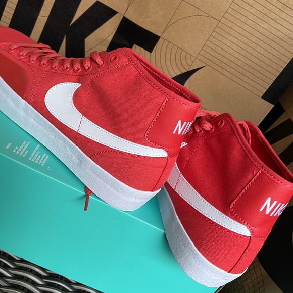 Nike SB BLZR Court MID Lobster / White - Lobster WMNS - Picture 14 of 16
